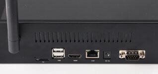 Задняя панель Pipo: COM-порт, Ethernet и вентиляционные отверстия.